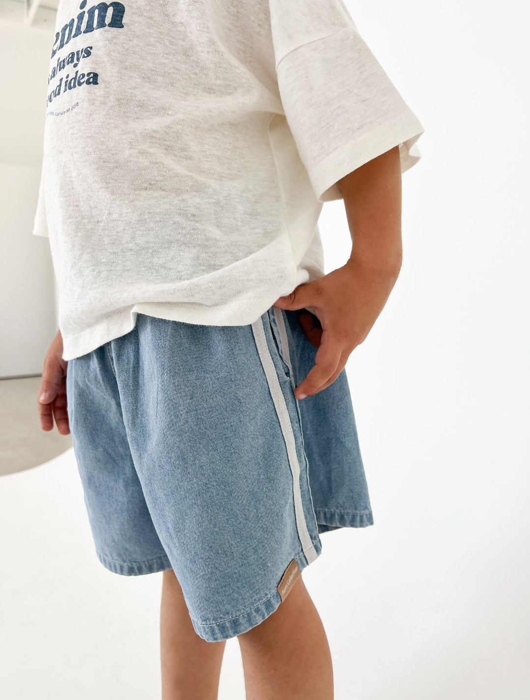 TRICKY TRACK SHORT-LIGHT BLUE