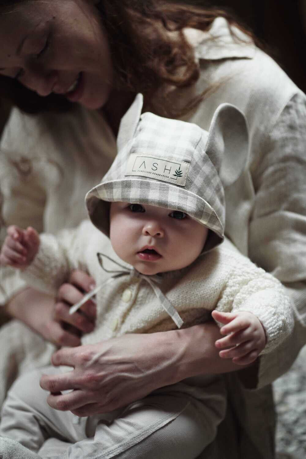 WHITEGINGHAM MOUSE BONNET