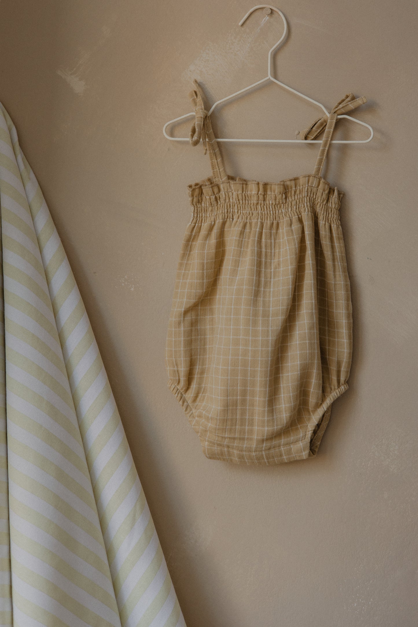 【LAST TWO】Grid Check Spaghetti Bodysuit Wheat