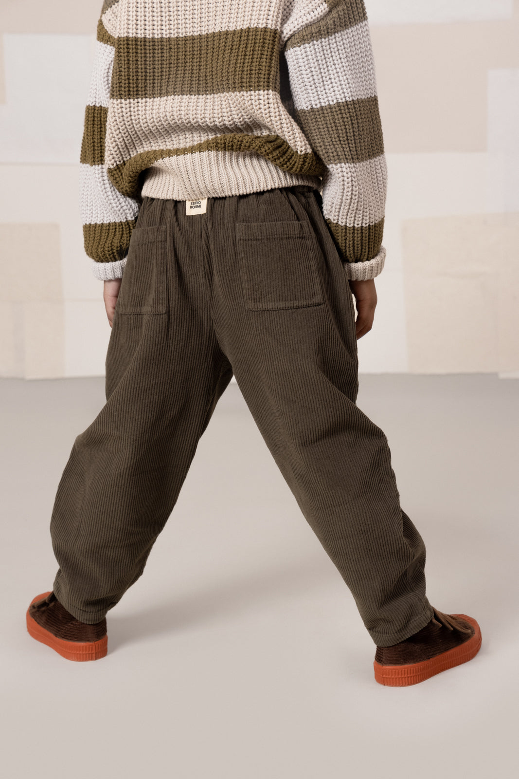 PANTALON CARROTT CORDEROY TAUPE FONC