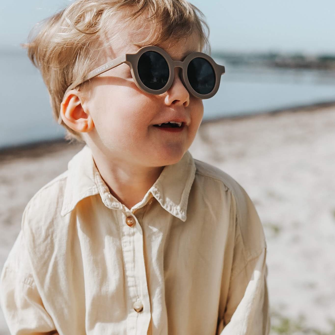 Grech & Co. Sustainable Kids Sunglass(stone) - Engels Zimmer