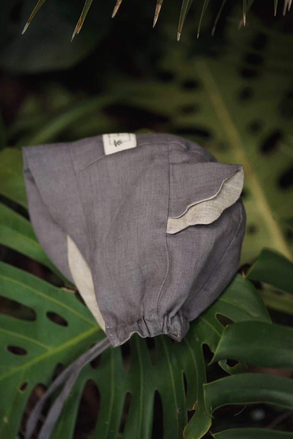 Ash Generation - STONE RED-PANDA BONNET