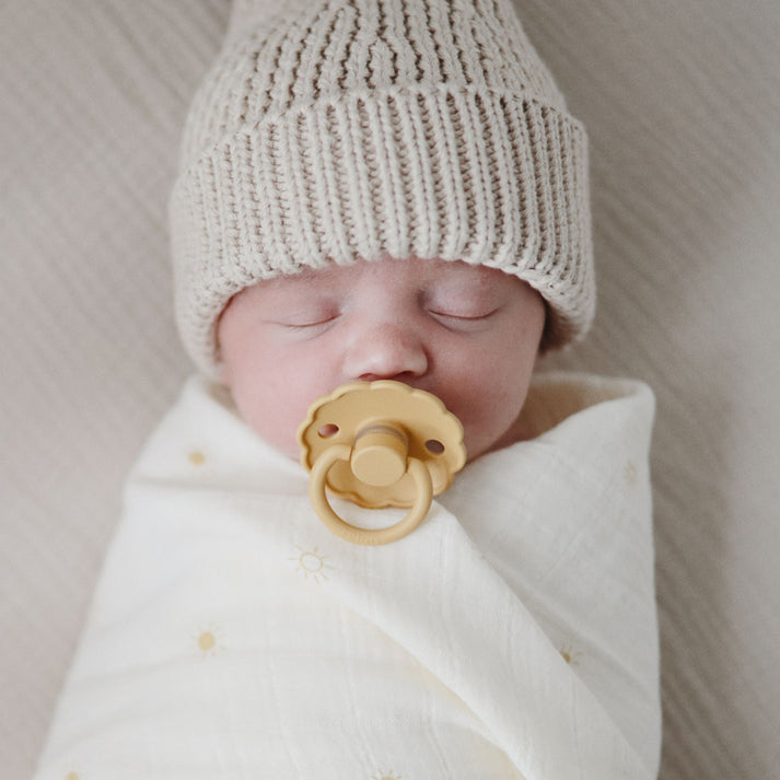 mushie - FRIGG Daisy Natural Rubber Baby Pacifier