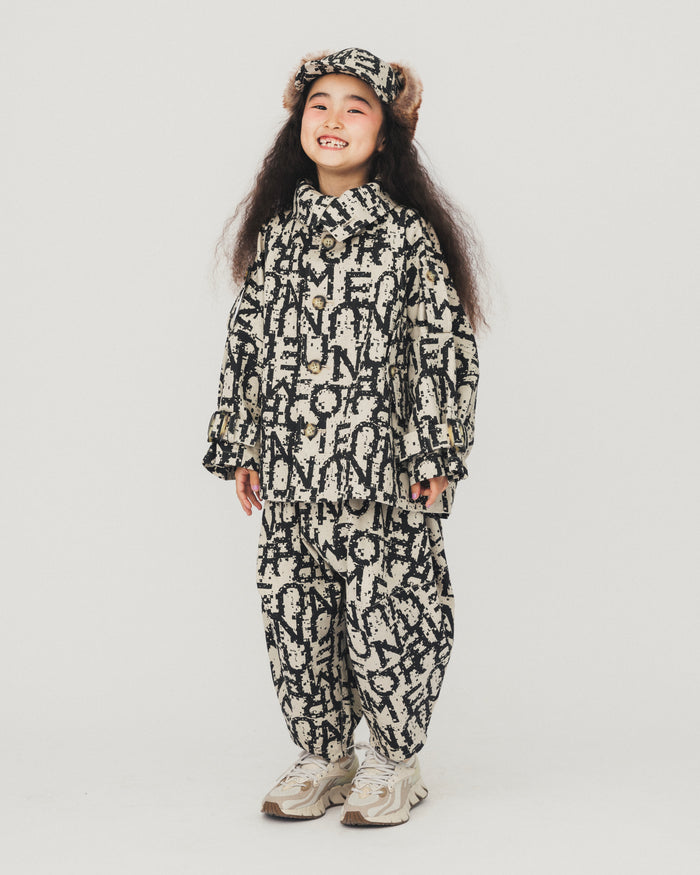 NUNU ロゴ ポインテッド パンツ