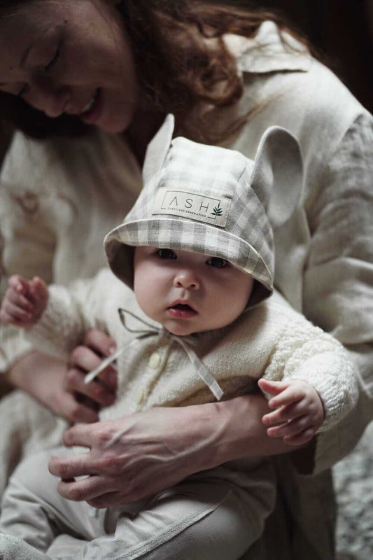 WHITEGINGHAM MOUSE BONNET