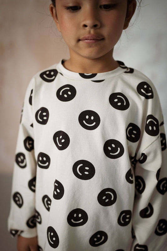 【LAST ONE】SMILE ON REPEAT LONG SLEEVE TEE