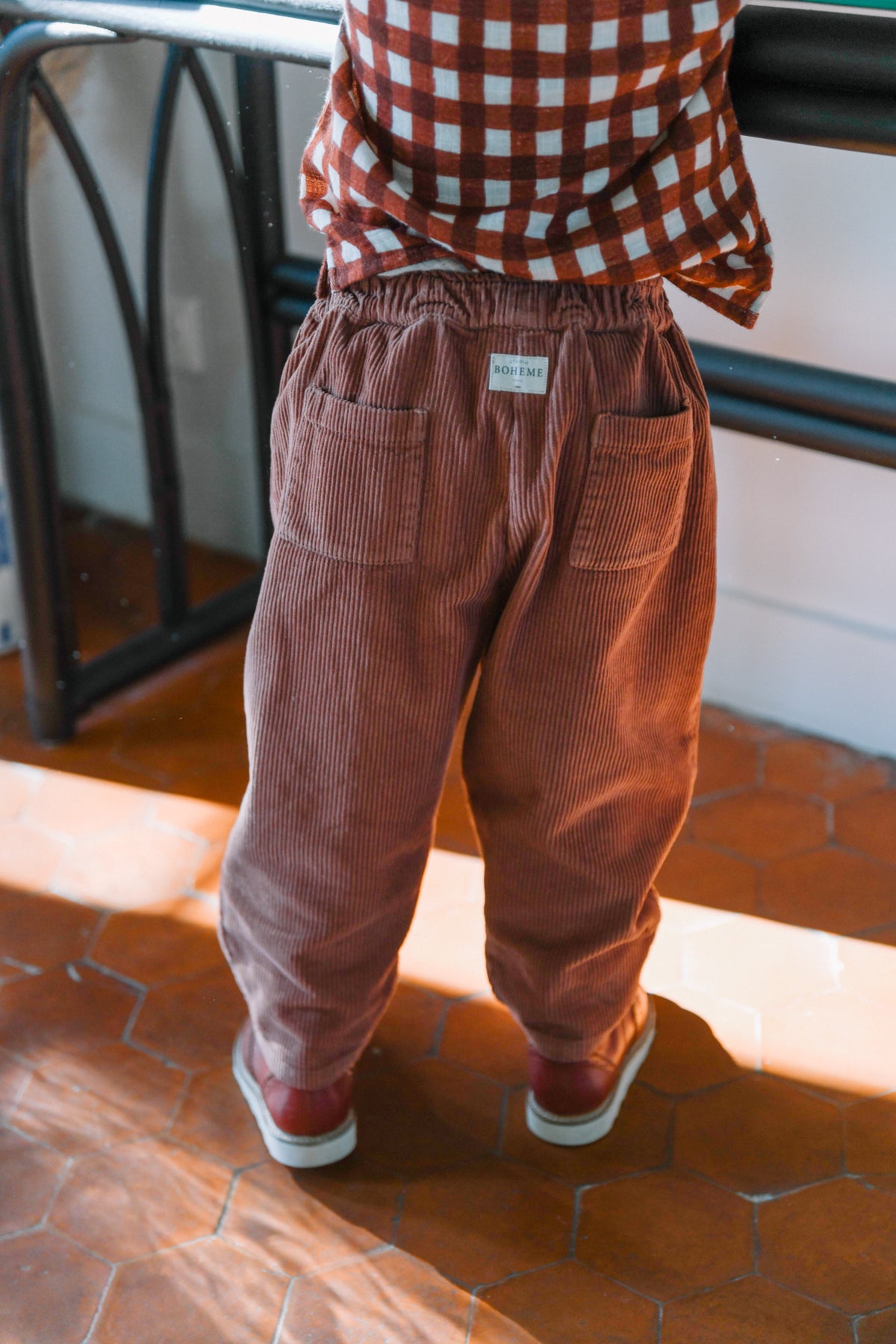 PANTALON CARROT CORDEROY - BRANDY BROWN