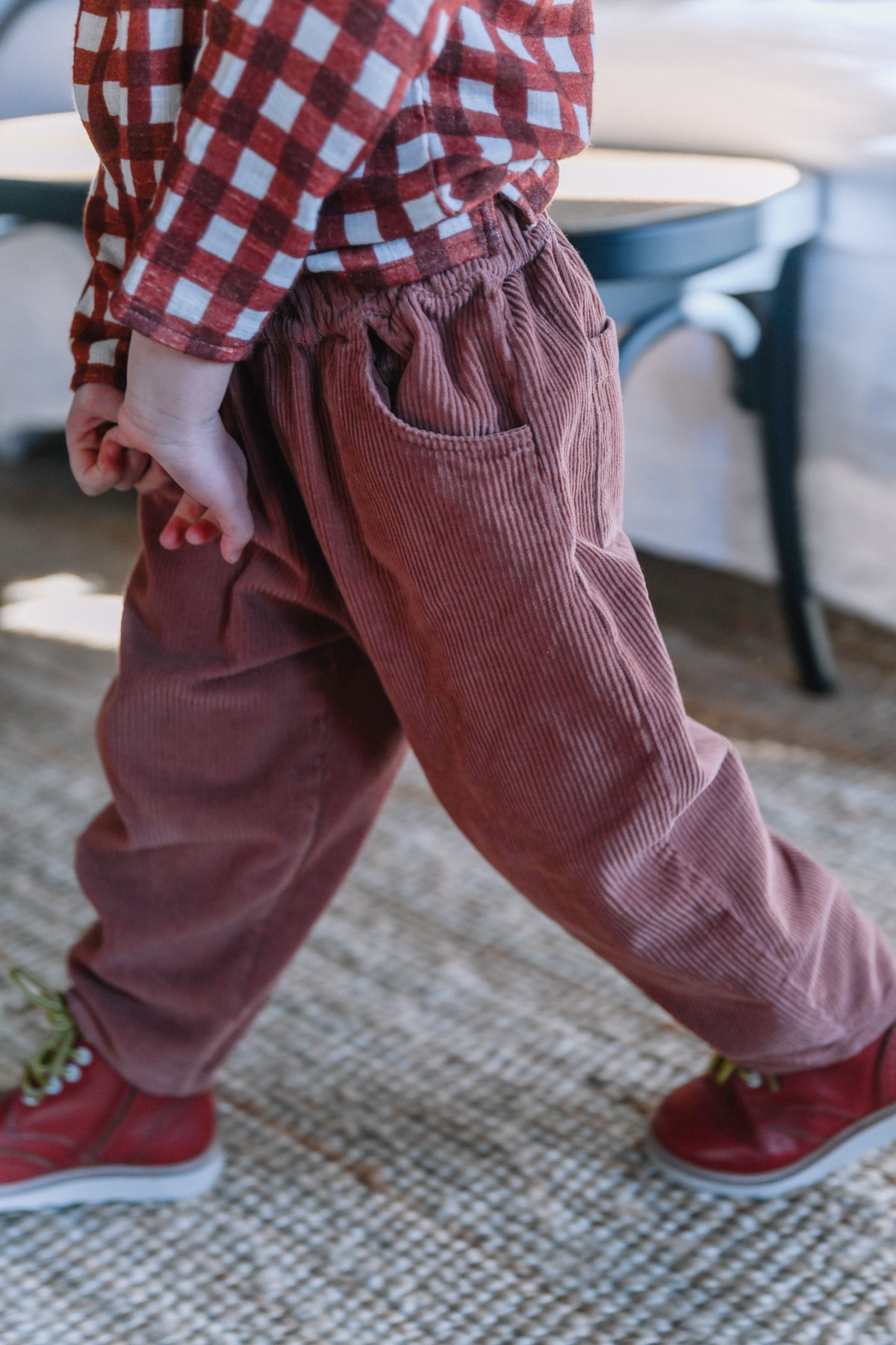 PANTALON CARROT CORDEROY - BRANDY BROWN