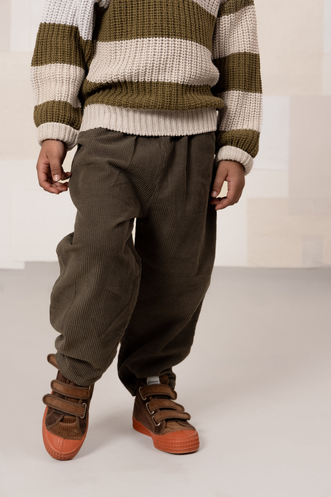 PANTALON CARROTT CORDEROY TAUPE FONC