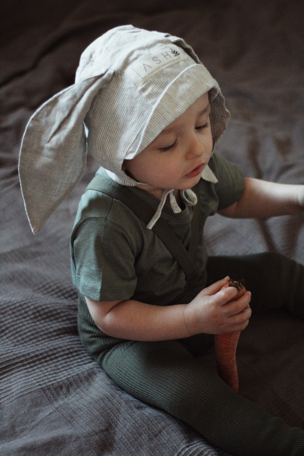 Ash Generation - APPLETREE HARE BONNET