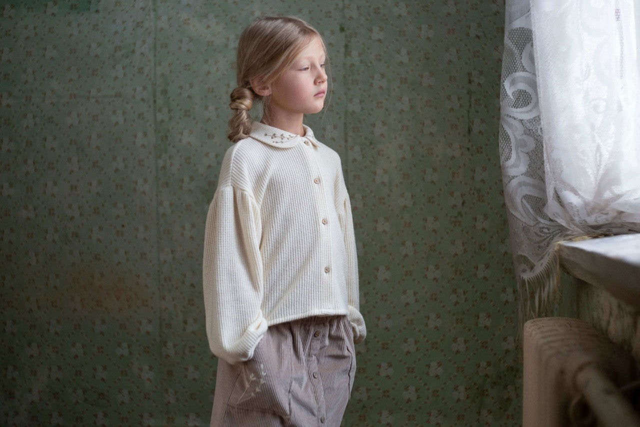 Popelin - Knitted blouse with embroidered collar