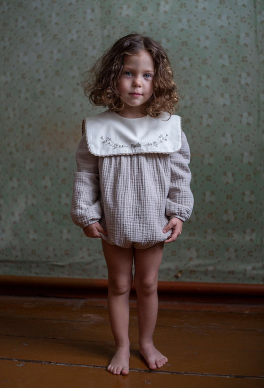【LAST ONE】Popelin - Taupe embroidered romper suit with yoke inorganic fabric