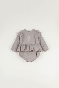 【LAST ONE】Popelin - Taupe organic fabric embroidered romper suitwith pintucks